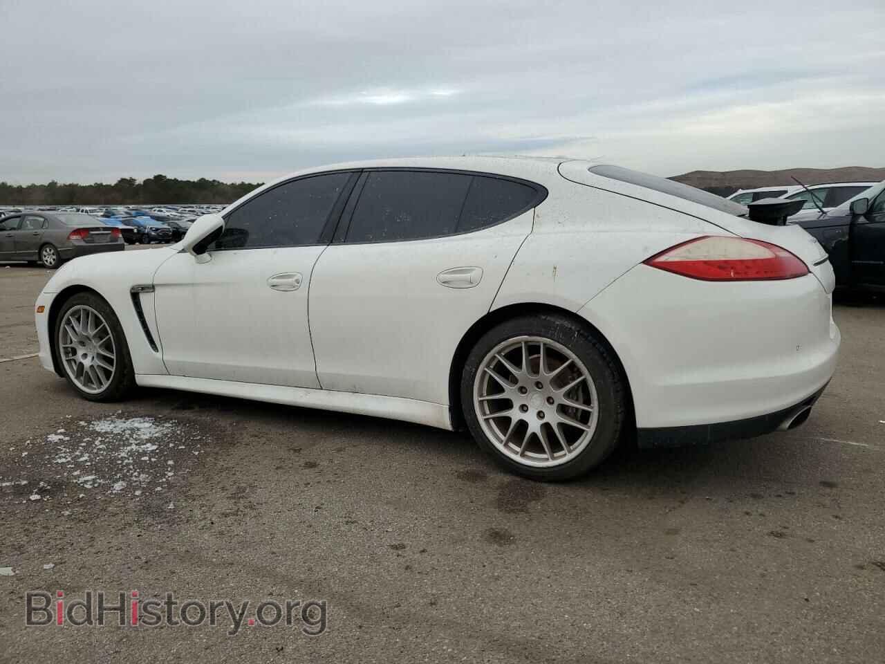 2011 PORSCHE PANAMERA - VIN: WP0AA2A74BL013618 - Photo 2