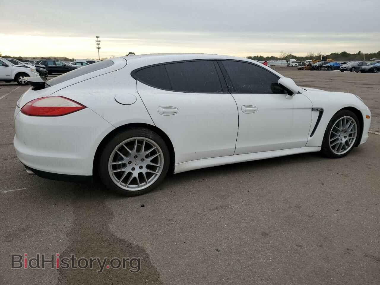 2011 PORSCHE PANAMERA - VIN: WP0AA2A74BL013618 - Photo 3