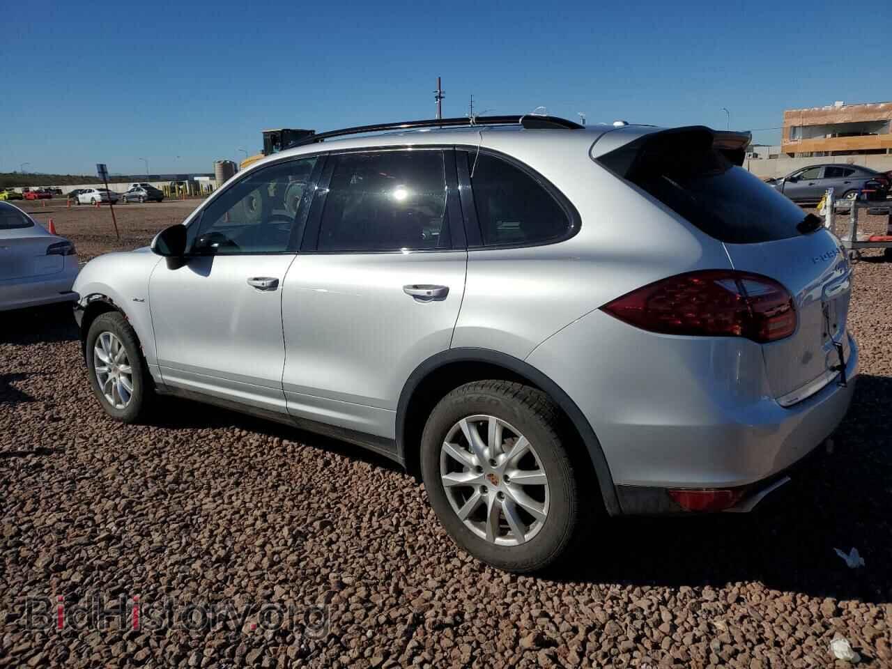 2013 PORSCHE CAYENNE - VIN: WP1AF2A26DLA38043 - Photo 2