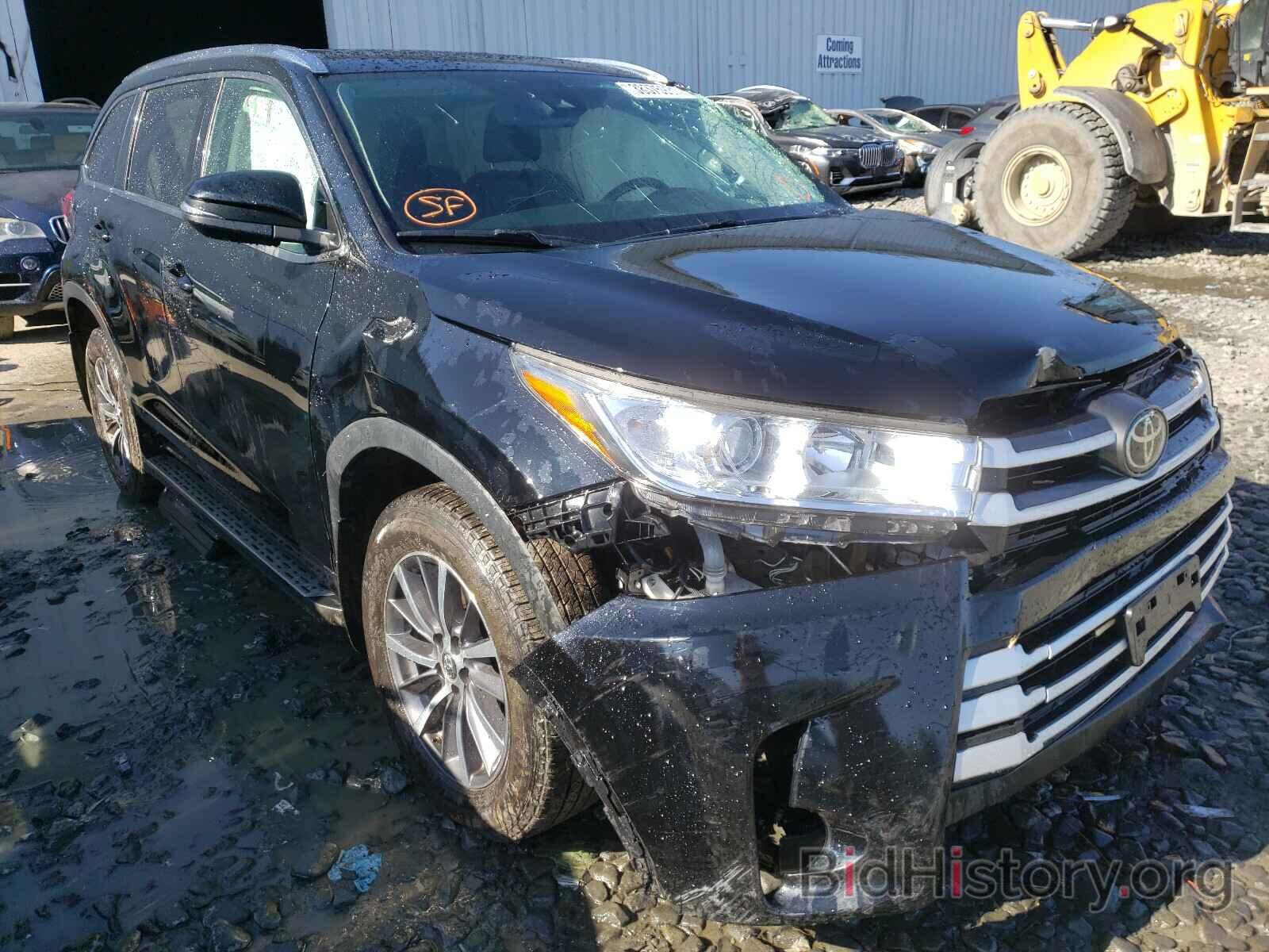 Photo 5TDJZRFH9HS418643 - TOYOTA HIGHLANDER 2017