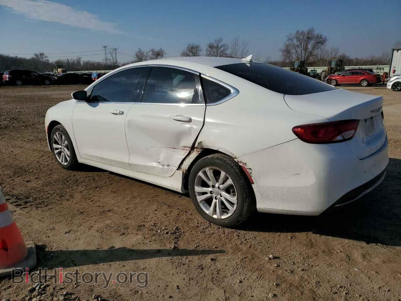 2015 CHRYSLER 200 - VIN: 1C3CCCAB0FN678219 - Фото 2