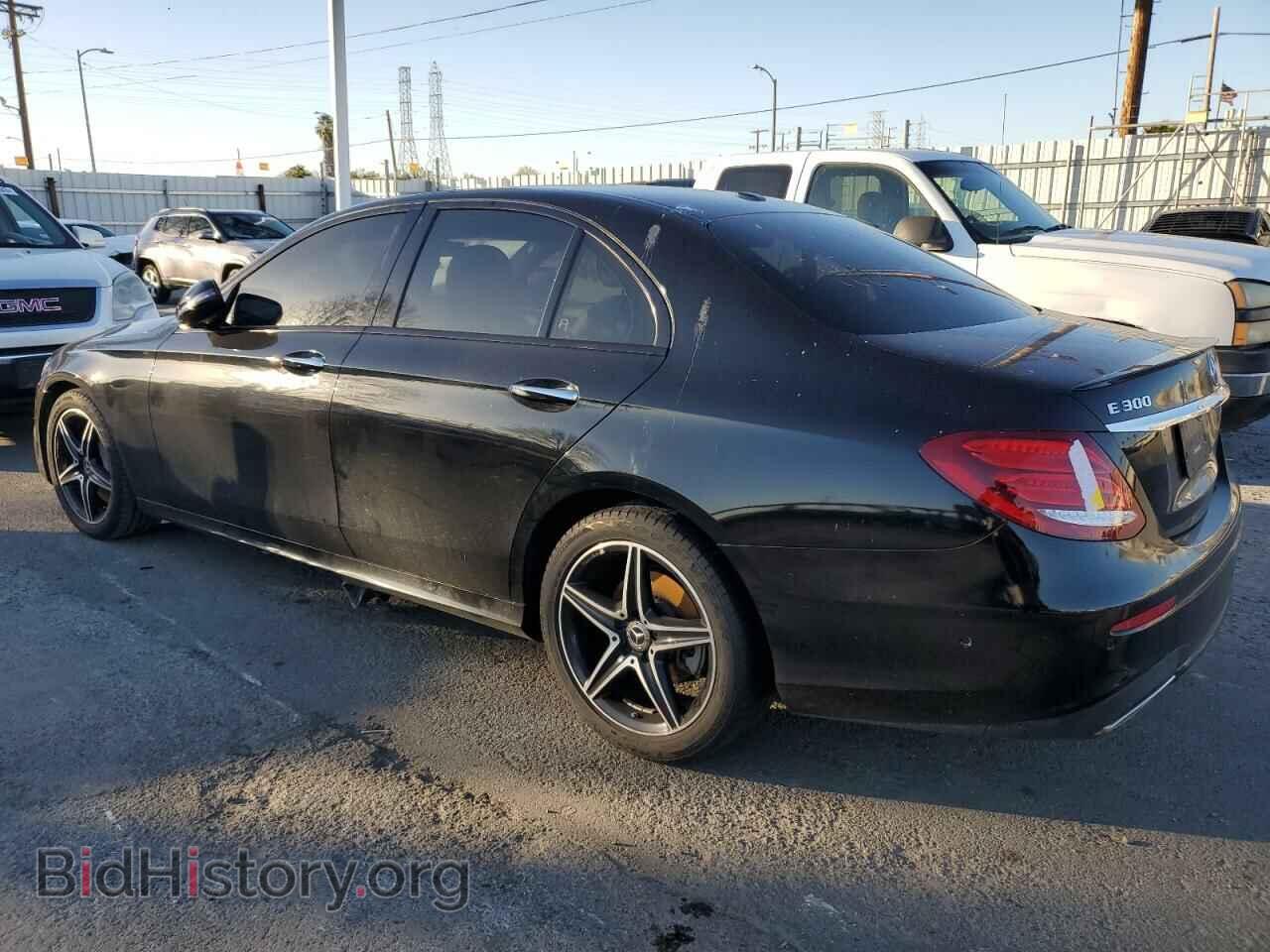 2018 MERCEDES-BENZ E-CLASS - VIN: WDDZF4JB2JA351135 - Фото 2