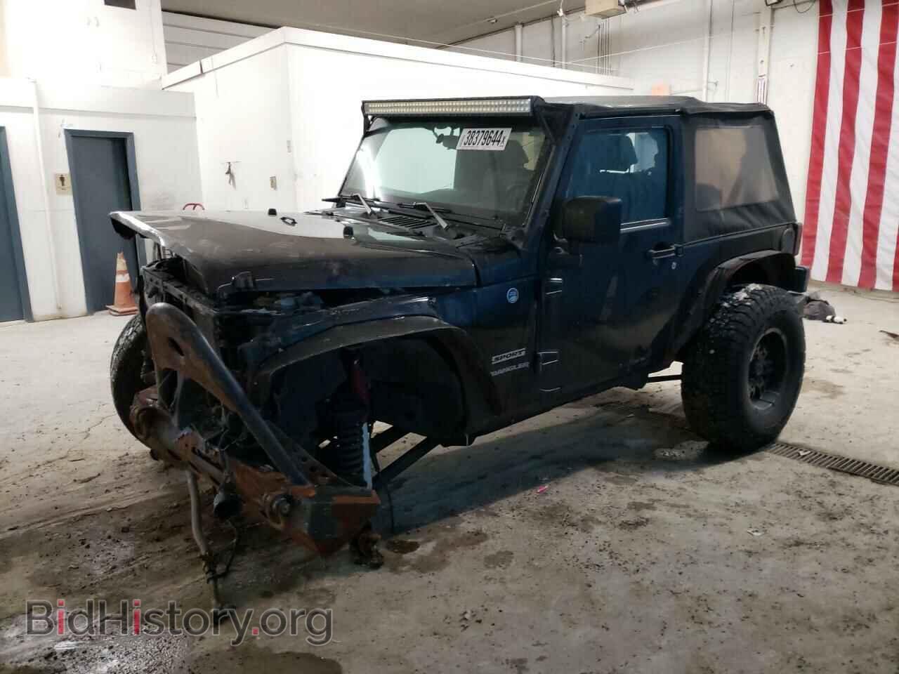 Photo 1J4AA2D13AL130400 - JEEP WRANGLER 2010