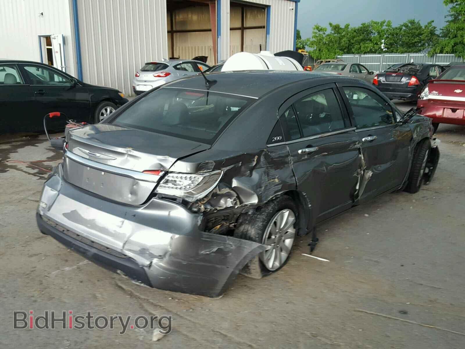 2013 CHRYSLER 200 - VIN: 1C3CCBCG2DN522764 - Photo 4
