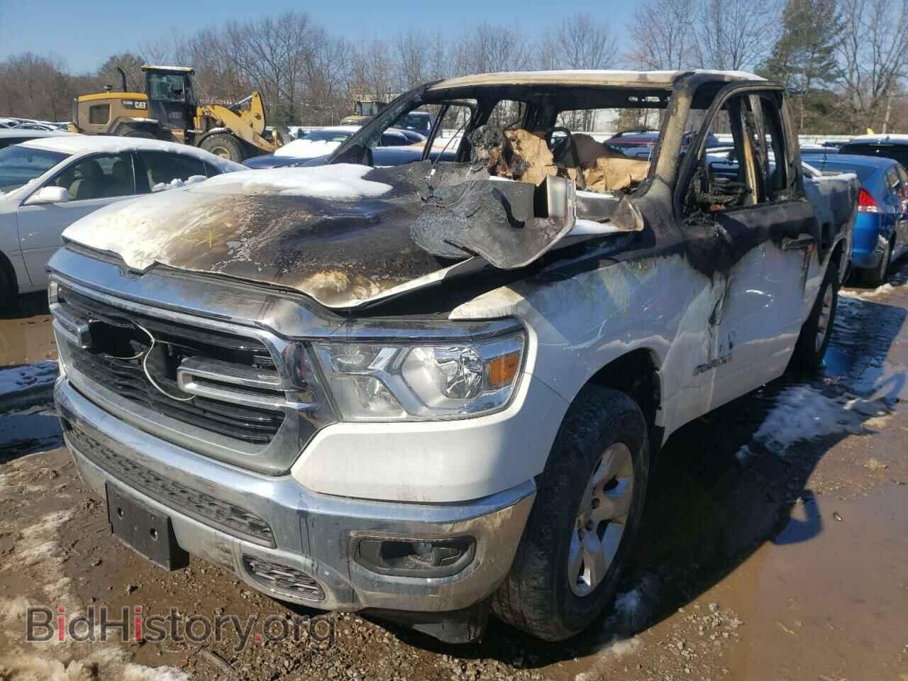 2020 RAM 1500 - VIN: 1C6RRFBG0LN324896 - Фото 2