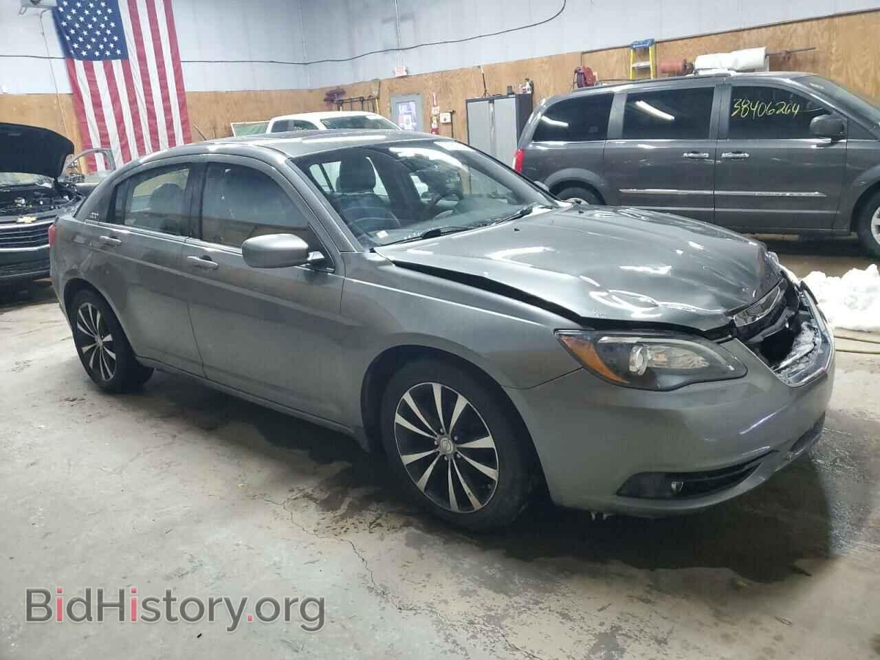 2013 CHRYSLER 200 - VIN: 1C3CCBCG8DN507704 - Фото 4