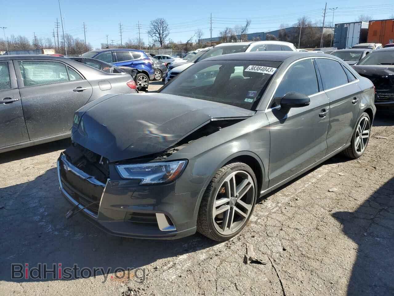 Photo WAUAUGFF8K1012176 - AUDI A3 2019