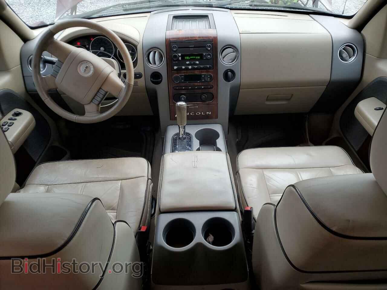 2006 LINCOLN MARK LT - VIN: 5LTPW165X6FJ09784 - Фото 8