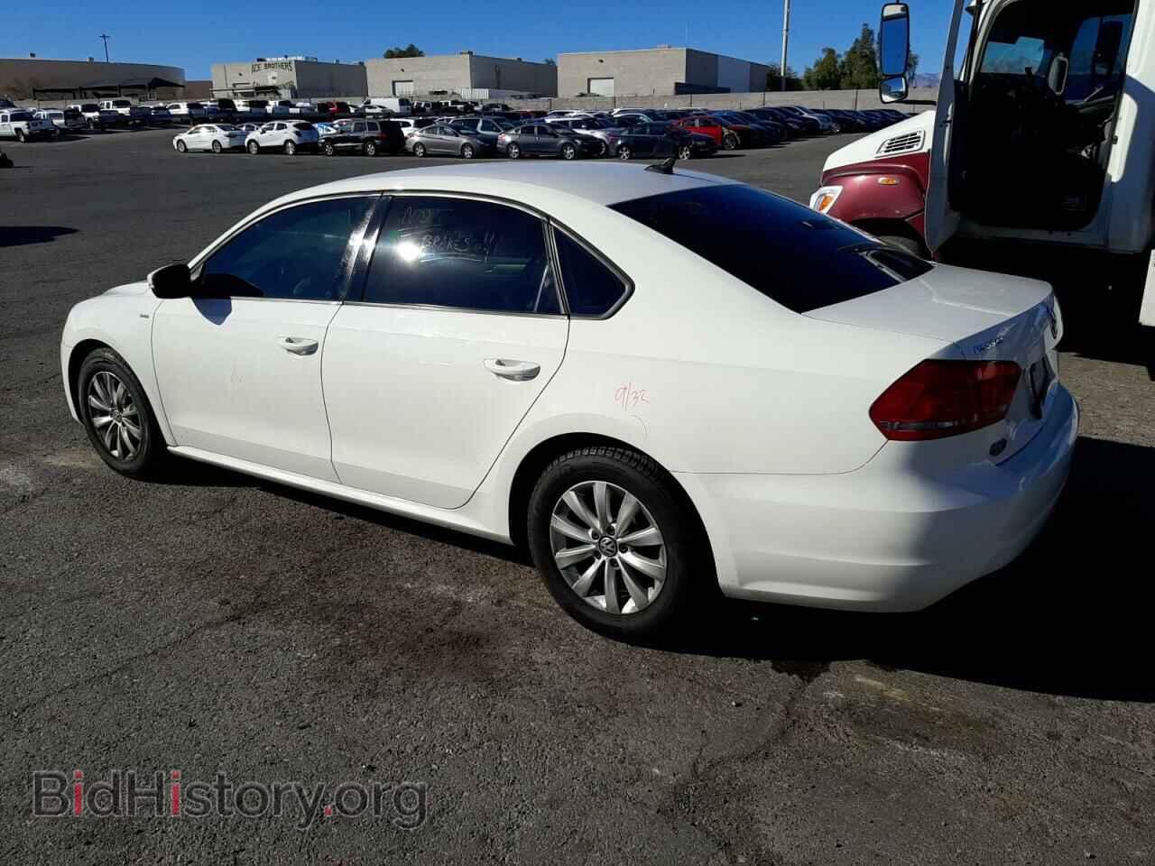 2014 VOLKSWAGEN PASSAT - VIN: 1VWAP7A34EC003410 - Фото 2