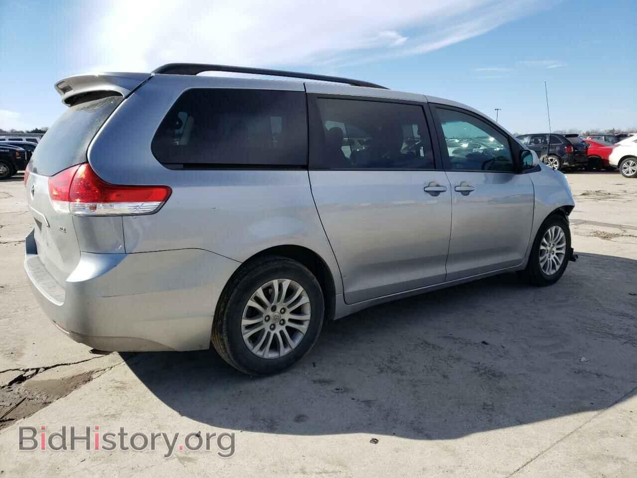 2012 TOYOTA All Models - VIN: 5TDYK3DCXCS246851 - Фото 3