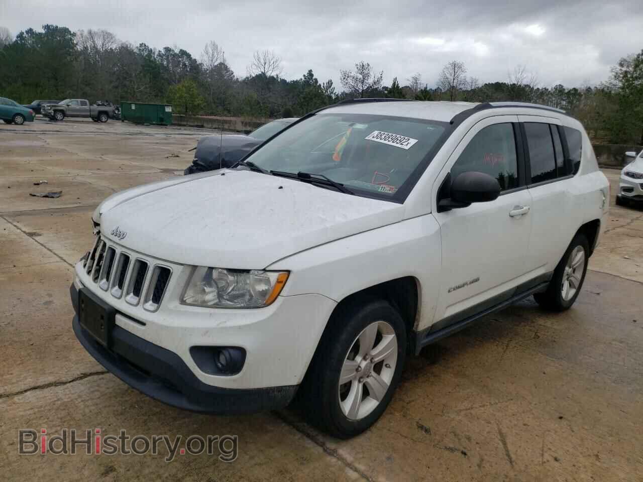 2011 JEEP COMPASS - VIN: 1J4NF1FB6BD180514 - Photo 2