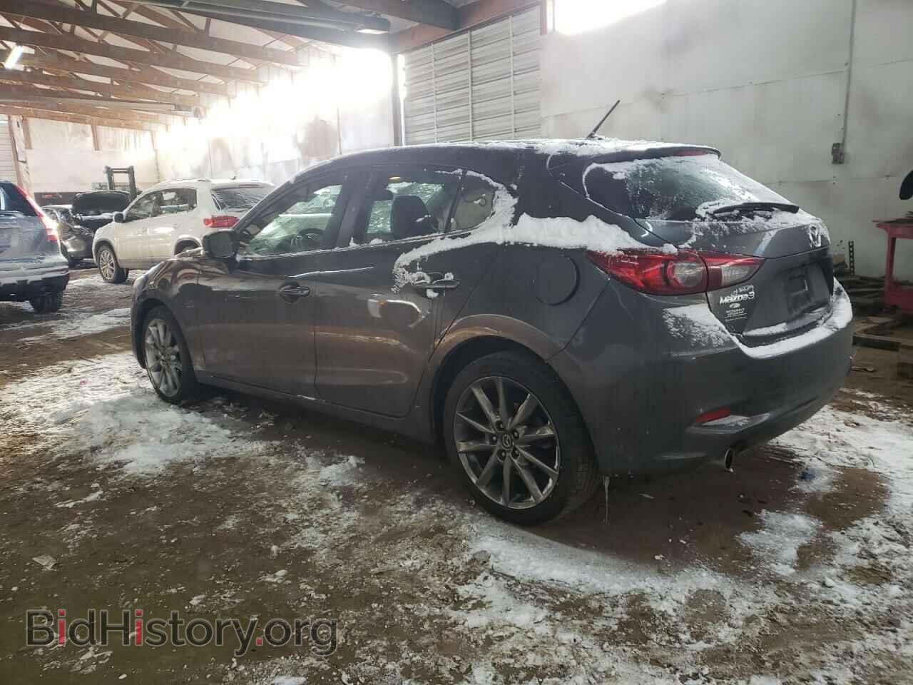2018 MAZDA 3 - VIN: 3MZBN1L39JM258101 - Фото 2