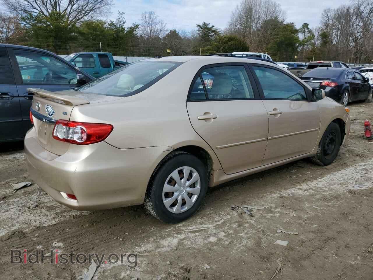 2011 TOYOTA COROLLA - VIN: 2T1BU4EE8BC621911 - Фото 3