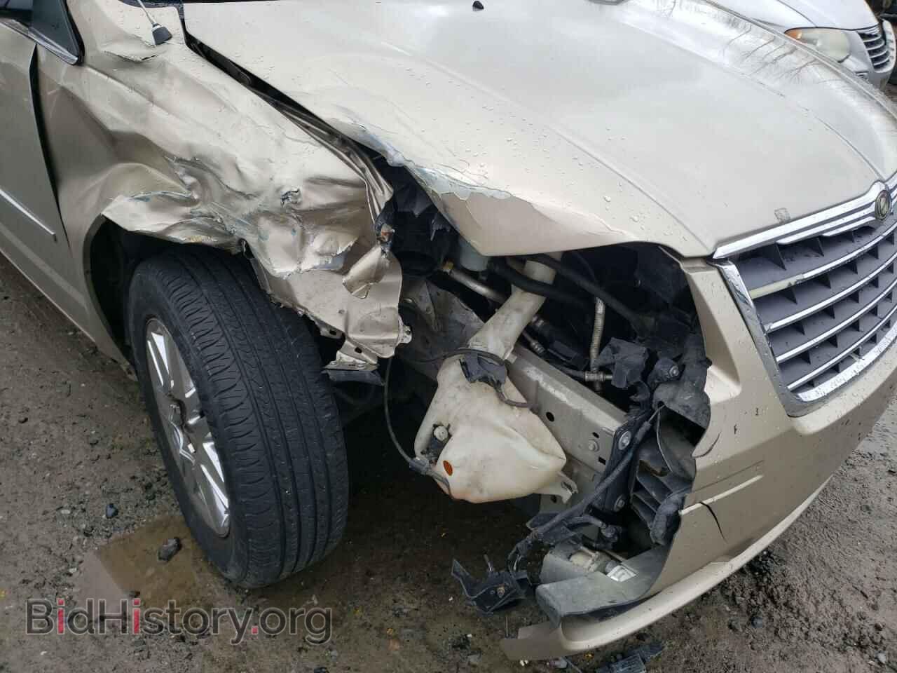 2008 CHRYSLER MINIVAN - VIN: 2A8HR64X28R689469 - Фото 9