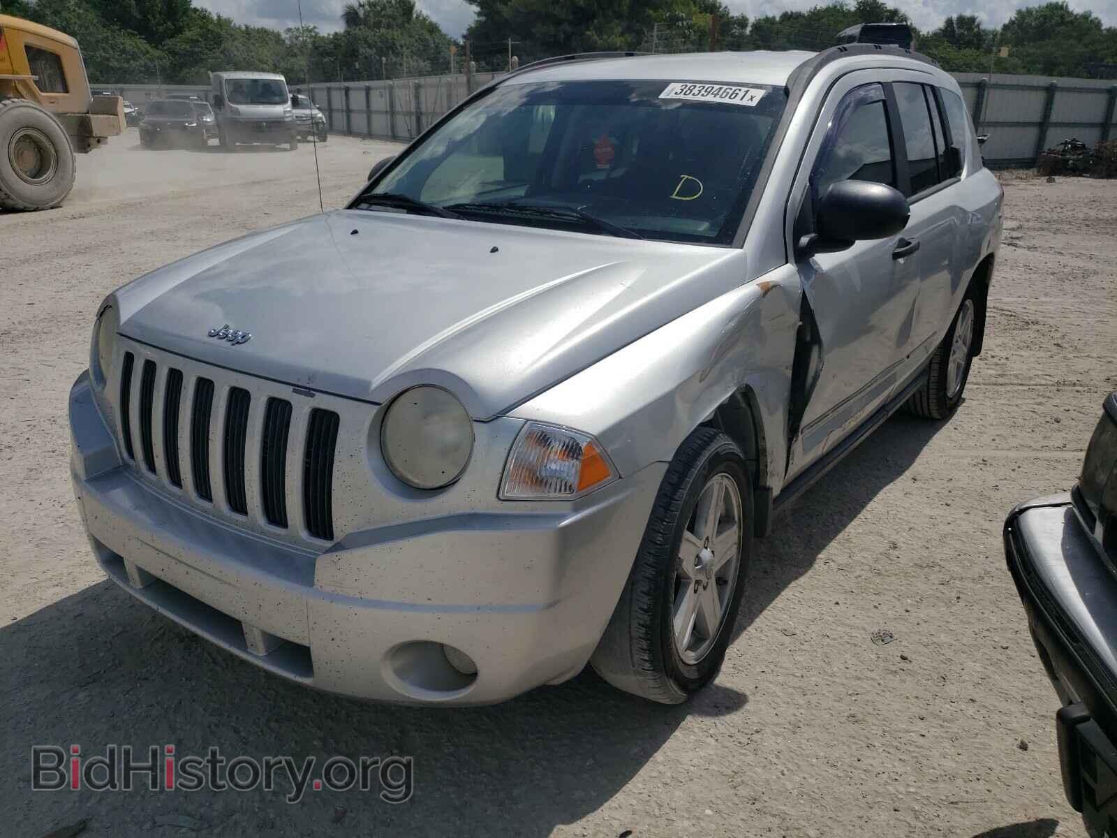 2008 JEEP COMPASS - VIN: 1J8FT47W68D752947 - Photo 2