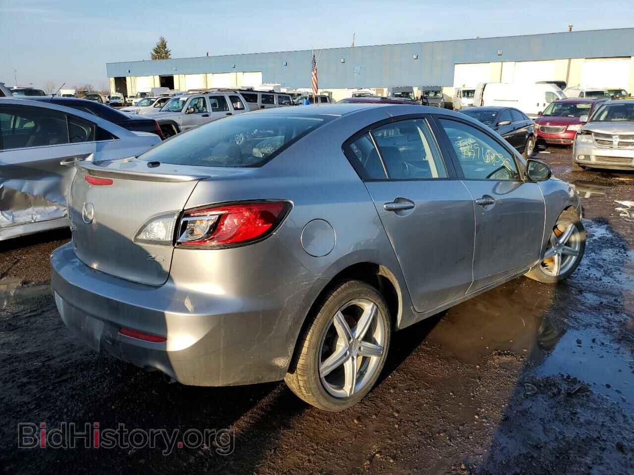 2011 MAZDA MAZDA3 - VIN: JM1BL1U55B1385841 - Фото 3