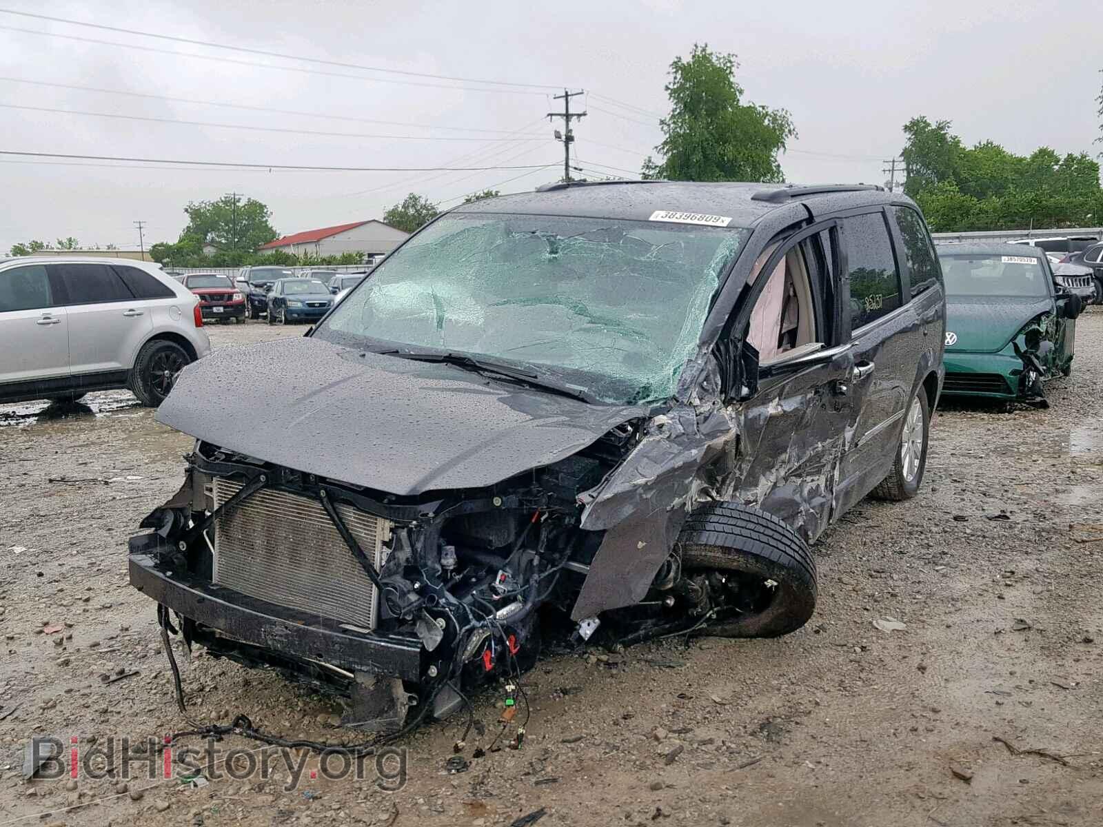 2016 CHRYSLER TOWN & COU - VIN: 2C4RC1BG4GR157626 - Фото 2