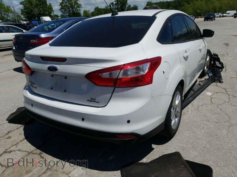 2013 Ford FOCUS (VIN 1FADP3F26DL138272) — фото 4 из 10