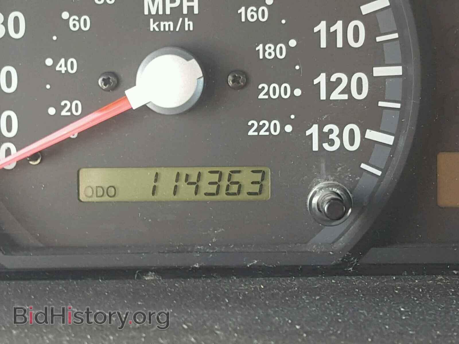 2005 KIA SORENTO - VIN: KNDJD733355364043 - Фото 8