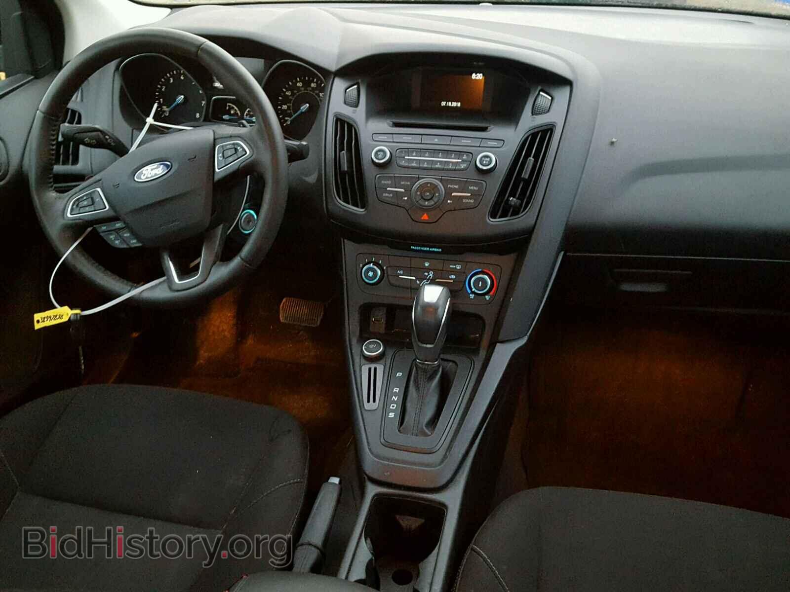 2016 FORD FOCUS - VIN: 1FADP3F27GL361005 - Photo 9