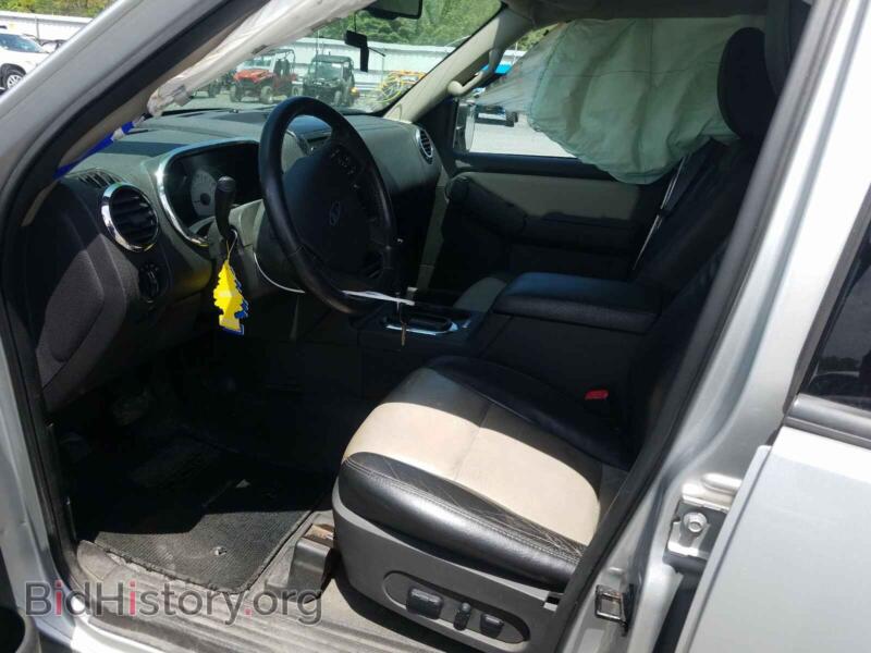 2009 Ford EXPLORER (VIN 1FMEU53EX9UA08221) — фото 5 из 10