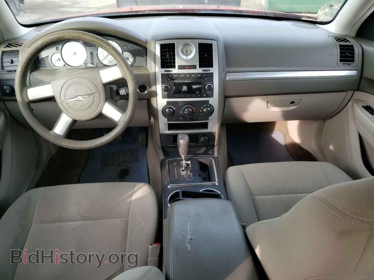 2010 CHRYSLER 300 - VIN: 2C3CA4CD6AH328525 - Фото 8