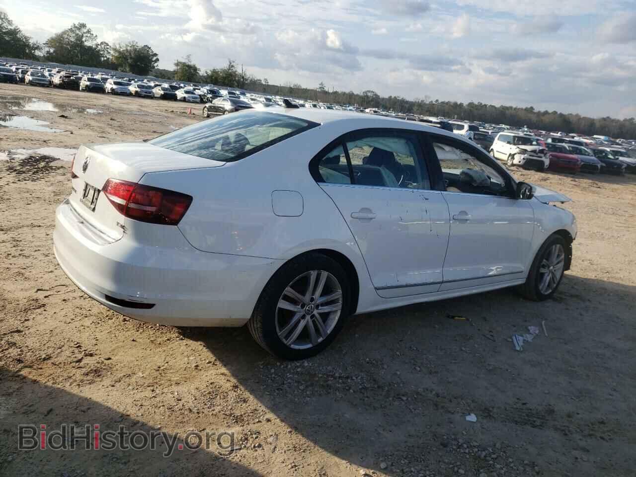 2017 VOLKSWAGEN JETTA - VIN: 3VWL17AJ1HM399582 - Фото 3