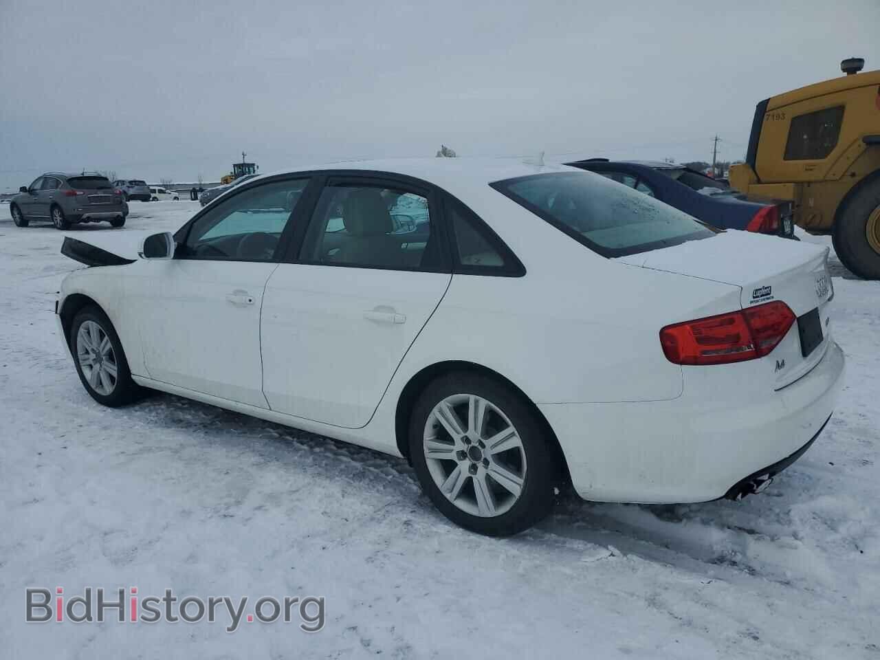 2011 AUDI A4 - VIN: WAUAFAFL5BN038305 - Фото 2
