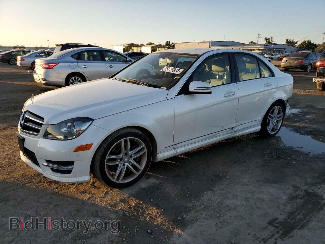 Фотография WDDGF4HB0EA946858 - MERCEDES-BENZ C-CLASS 2014