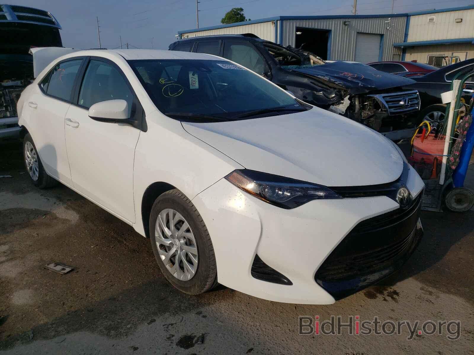 Photo 5YFBURHE0KP937599 - TOYOTA COROLLA 2019