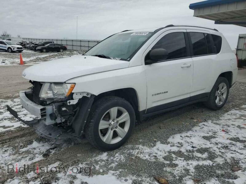 2011 Jeep COMPASS Sport (VIN 1J4NT1FA2BD175021) — photo 1 of 12, Copart, damage: front end