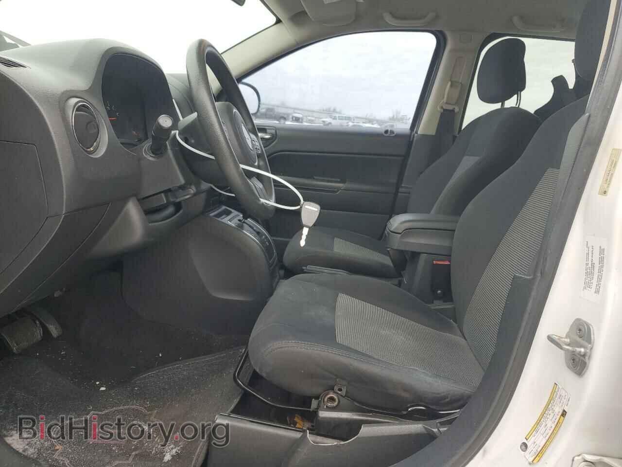 2011 JEEP COMPASS - VIN: 1J4NT1FA2BD175021 - Фото 7