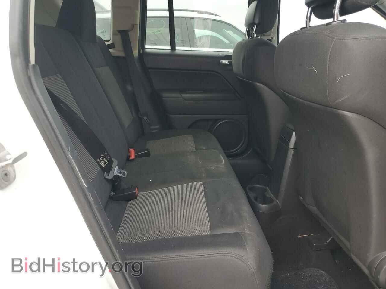 2011 JEEP COMPASS - VIN: 1J4NT1FA2BD175021 - Фото 10