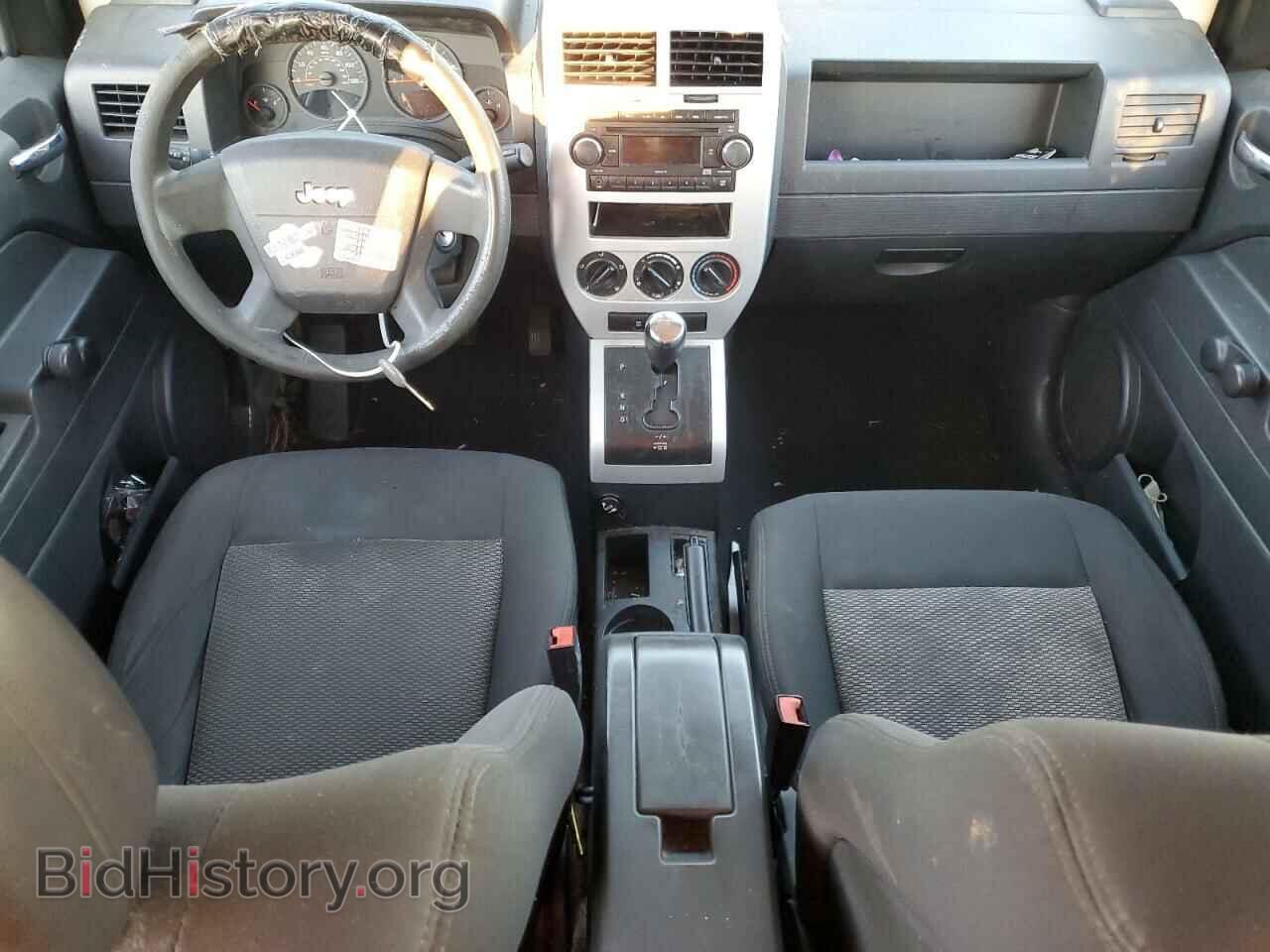 2008 JEEP COMPASS - VIN: 1J8FT47018D794759 - Фото 8