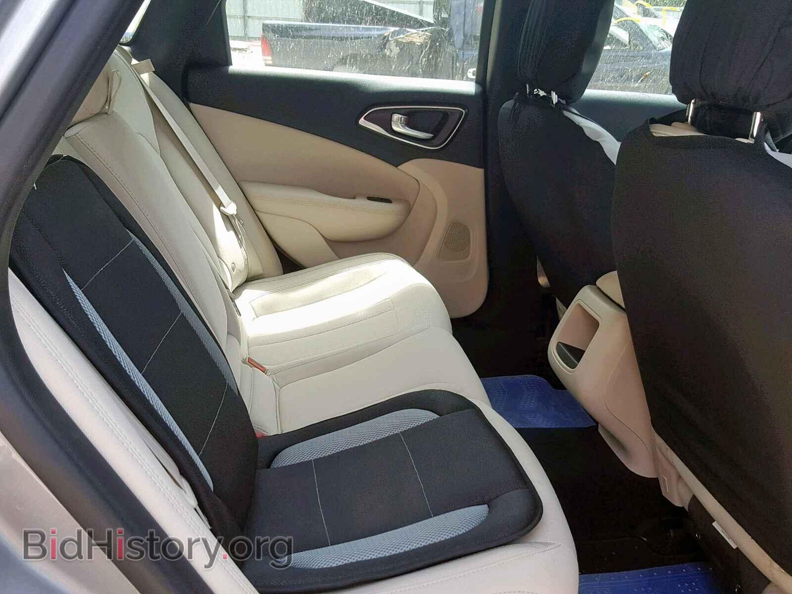 2016 CHRYSLER 200 - VIN: 1C3CCCAG1GN119551 - Фото 6