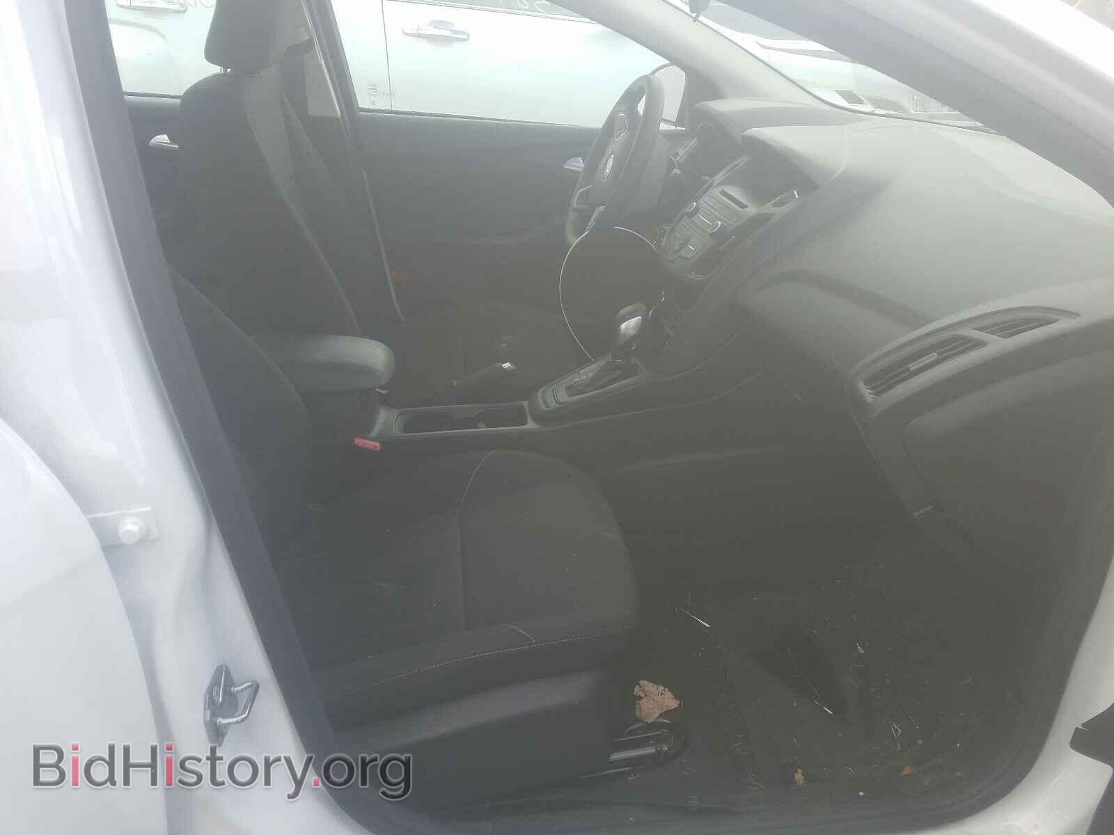 2017 FORD FOCUS - VIN: 1FADP3FE5HL301381 - Photo 5