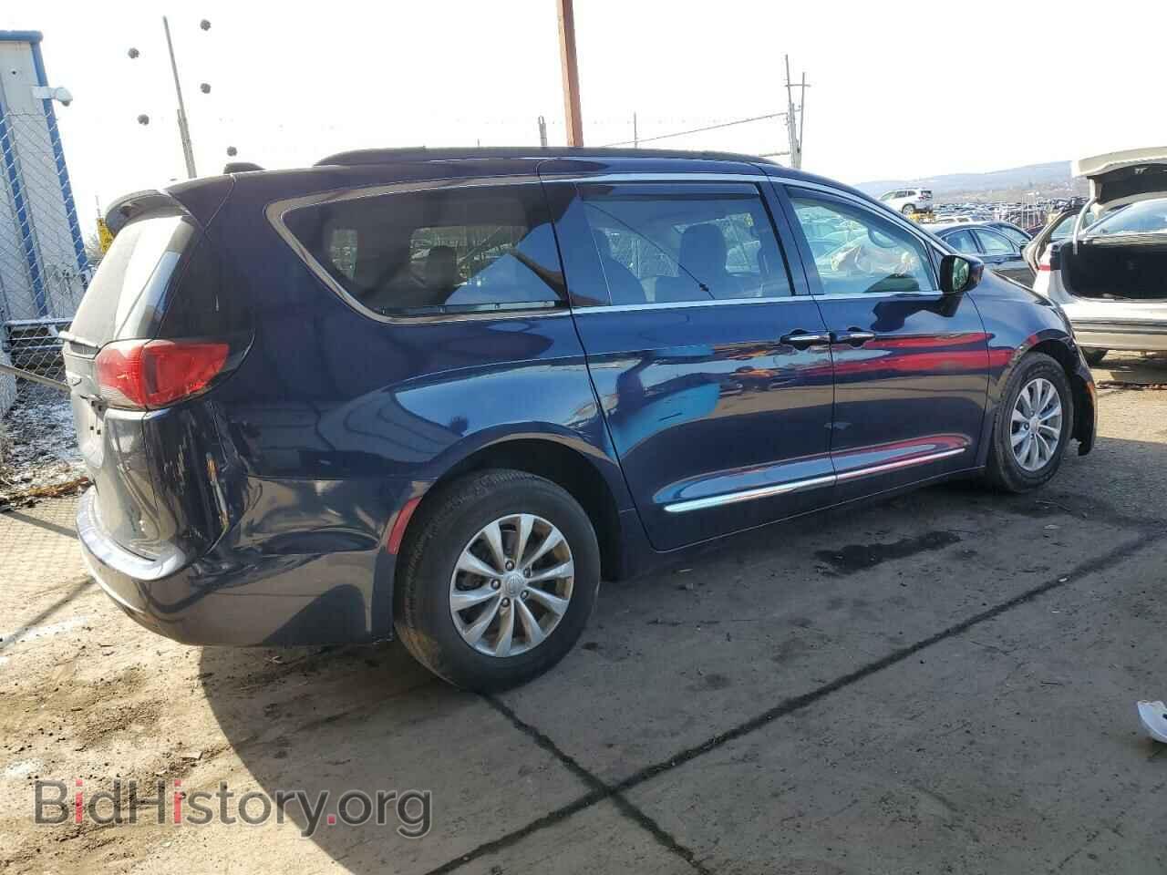 2017 CHRYSLER PACIFICA - VIN: 2C4RC1BG3HR519446 - Photo 3
