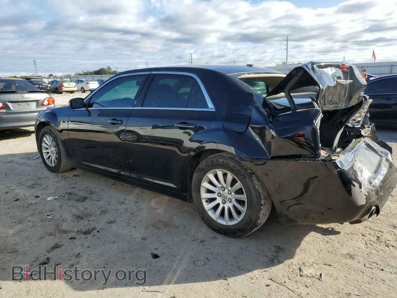 2014 CHRYSLER 300 - VIN: 2C3CCAAG7EH182941 - Фото 2