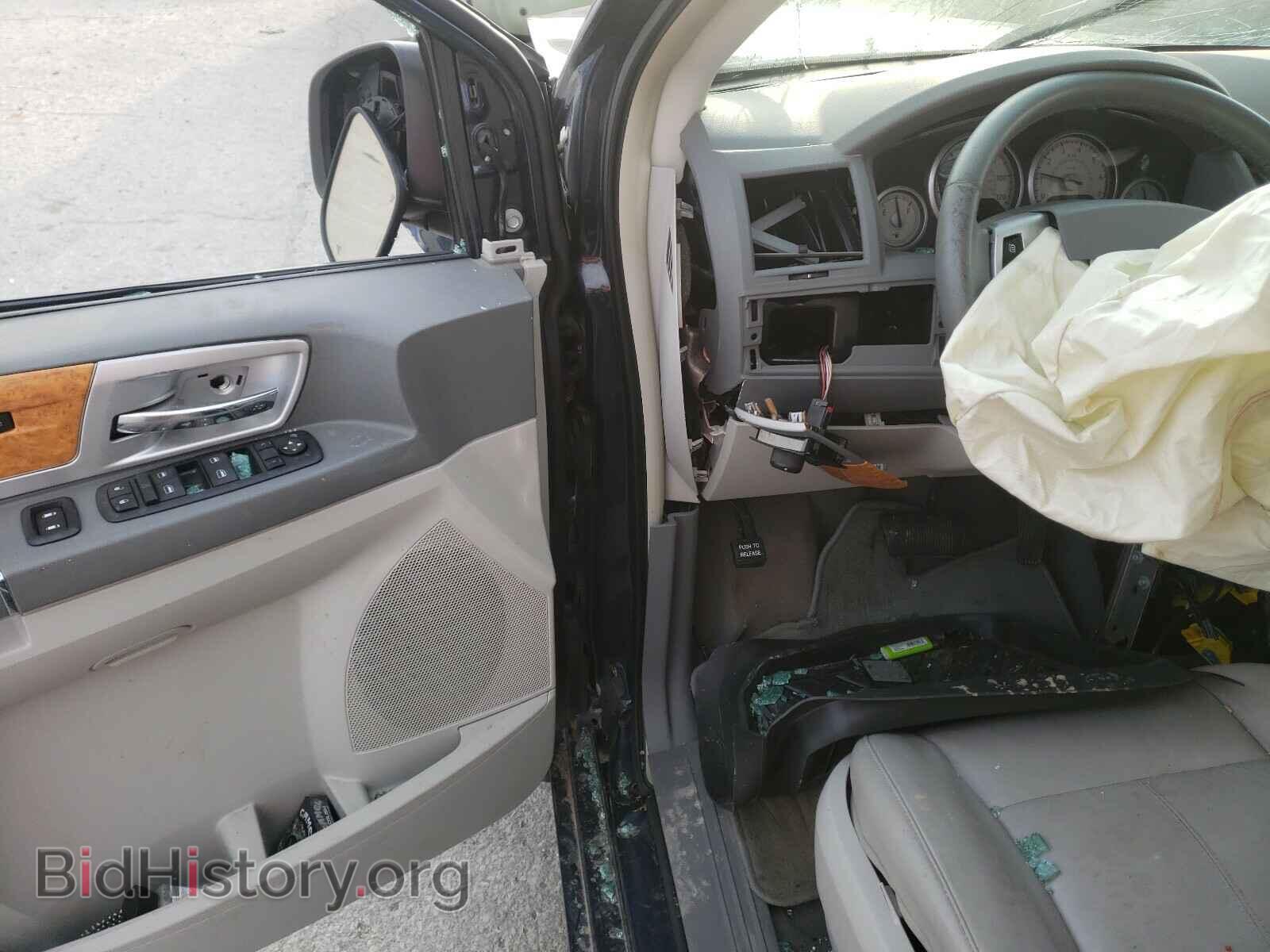 2009 CHRYSLER MINIVAN - VIN: 2A8HR64X59R632877 - Фото 9