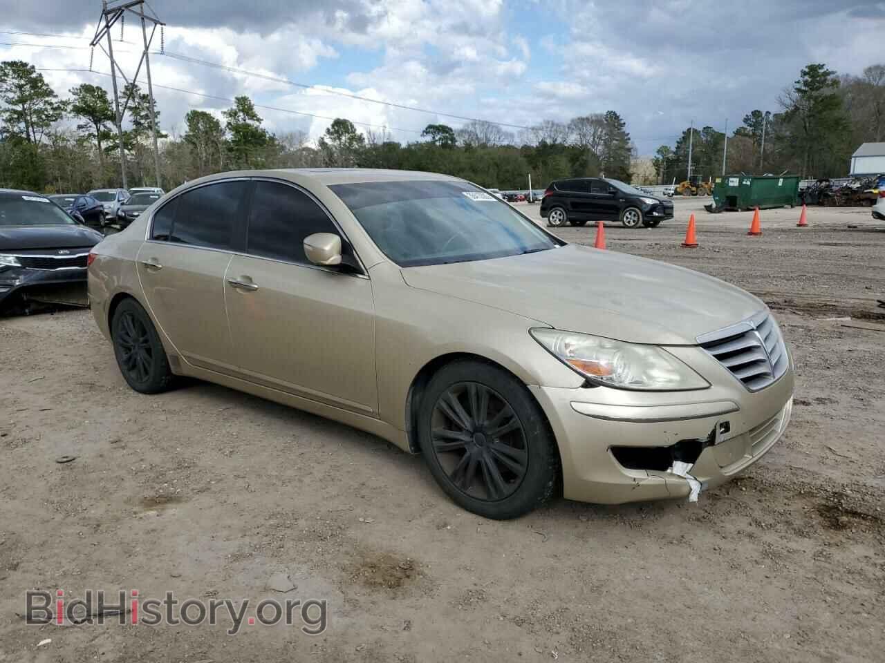 2011 HYUNDAI GENESIS - VIN: KMHGC4DE0BU127213 - Фото 4