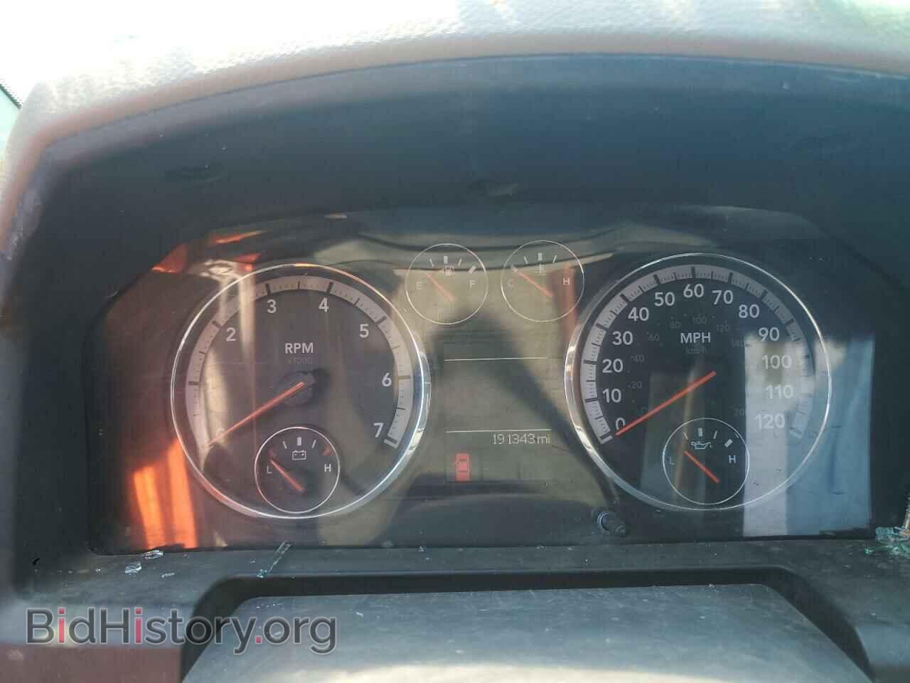 2011 DODGE All Models - VIN: 1D7RV1CT7BS564021 - Фото 9