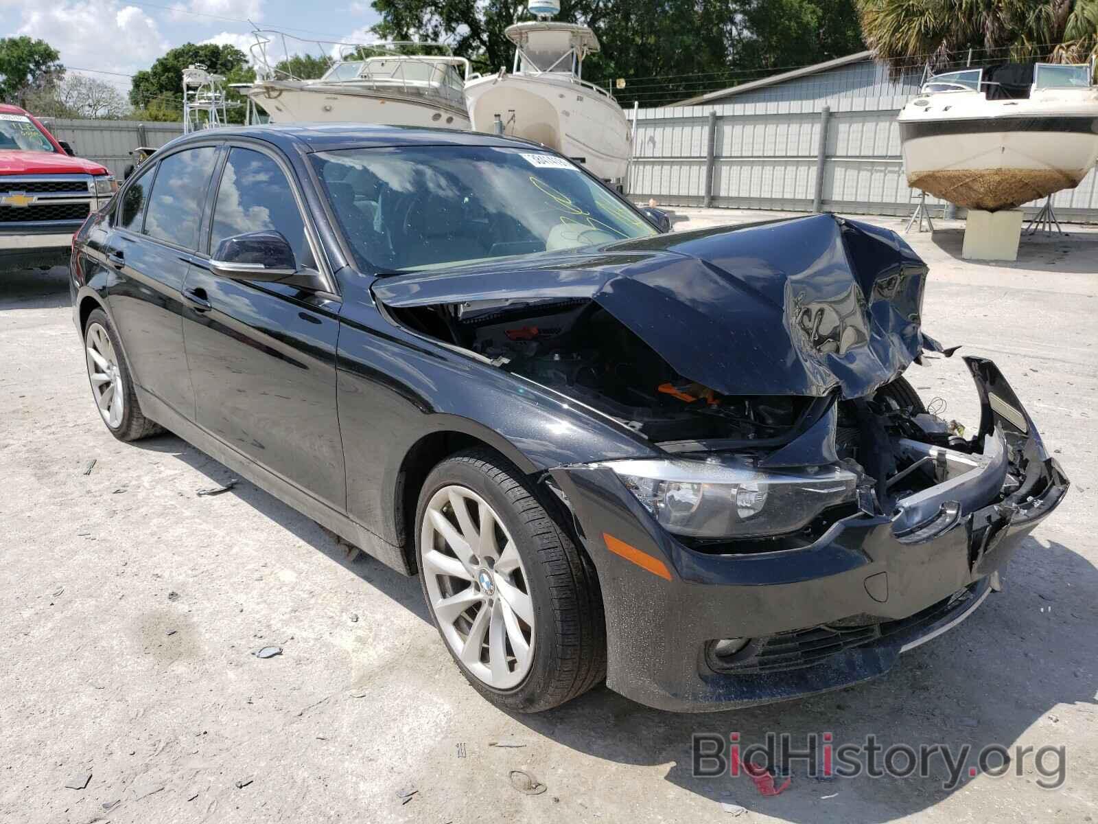 Photo WBA3C1C51DF439077 - BMW 3 SERIES 2013