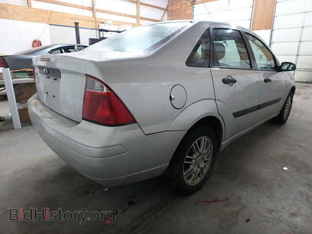 2007 FORD FOCUS - VIN: 1FAFP34NX7W112802 - Фото 4