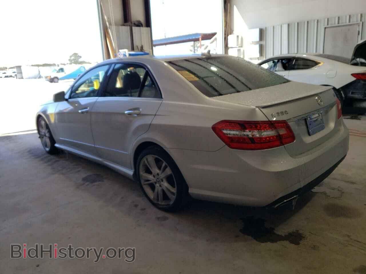 2013 MERCEDES-BENZ E-CLASS - VIN: WDDHF5KB6DA672230 - Фото 2