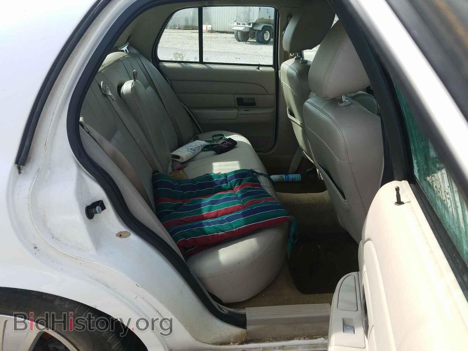 2011 FORD CROWN VIC - VIN: 2FABP7EV3BX174740 - Фото 6
