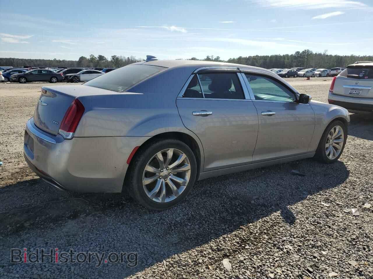 2018 CHRYSLER 300 - VIN: 2C3CCAEG4JH123236 - Фото 3
