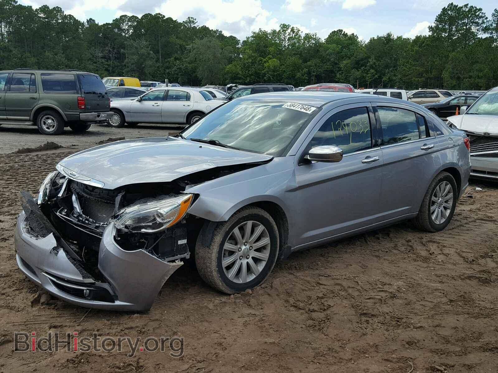 2013 CHRYSLER 200 - VIN: 1C3CCBCG8DN569362 - Photo 2