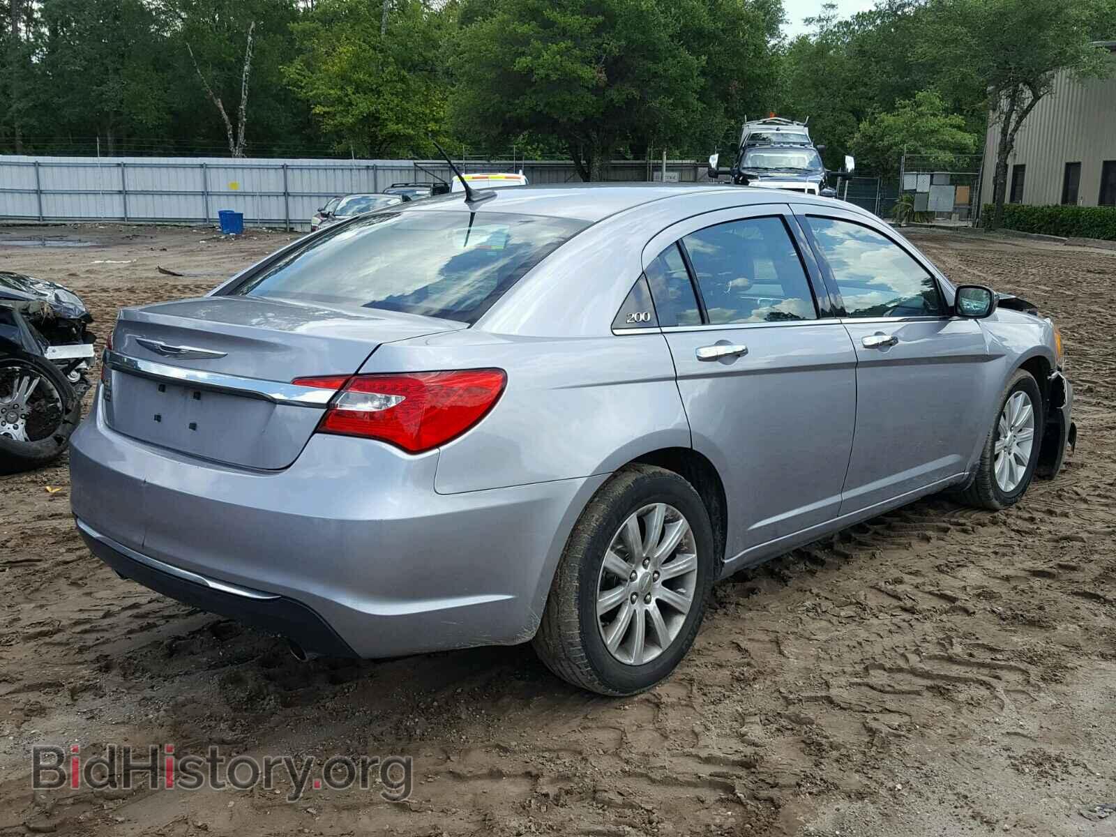 2013 CHRYSLER 200 - VIN: 1C3CCBCG8DN569362 - Photo 4