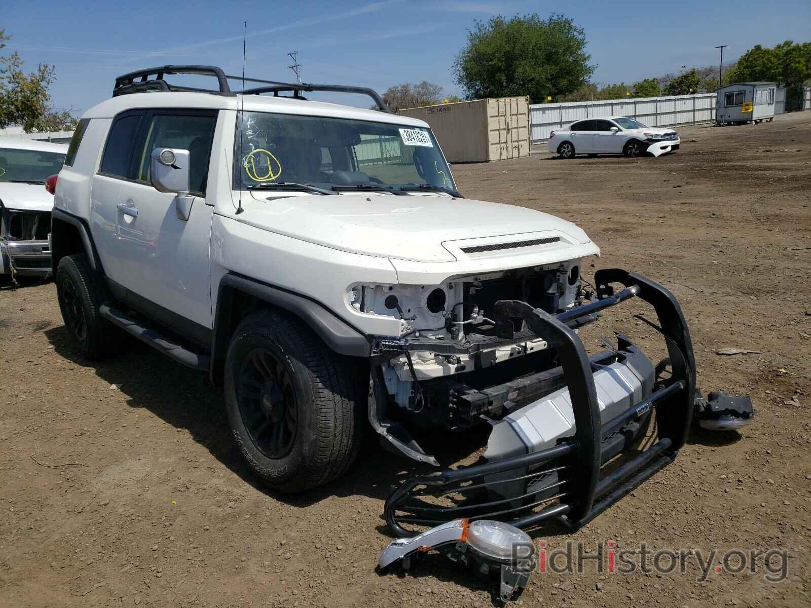 Фотография JTEZU4BF1DK013432 - TOYOTA FJ CRUISER 2013