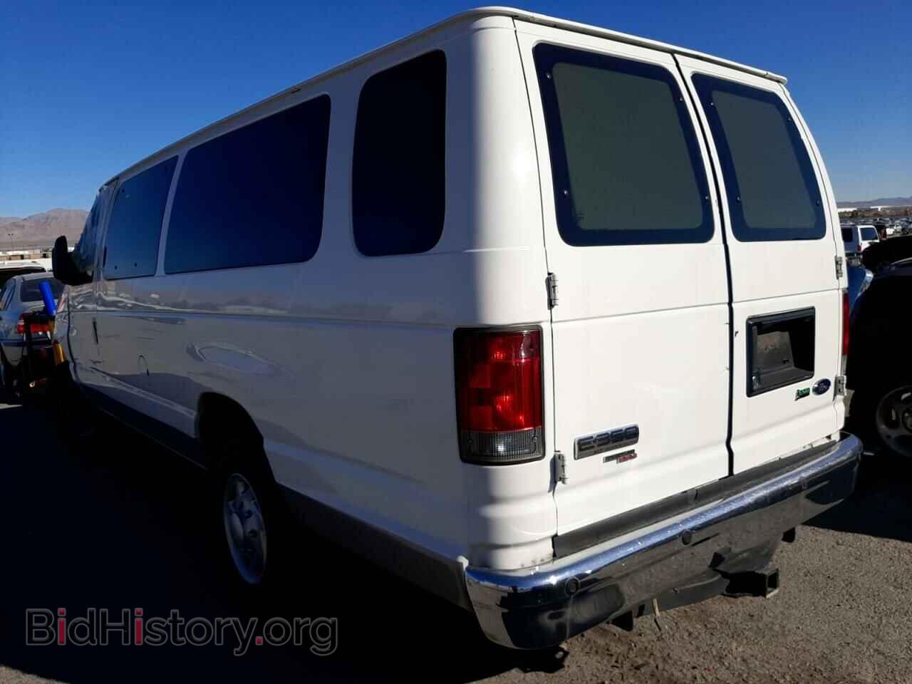 2011 FORD ECONOLINE - VIN: 1FBSS3BL7BDA98441 - Фото 2